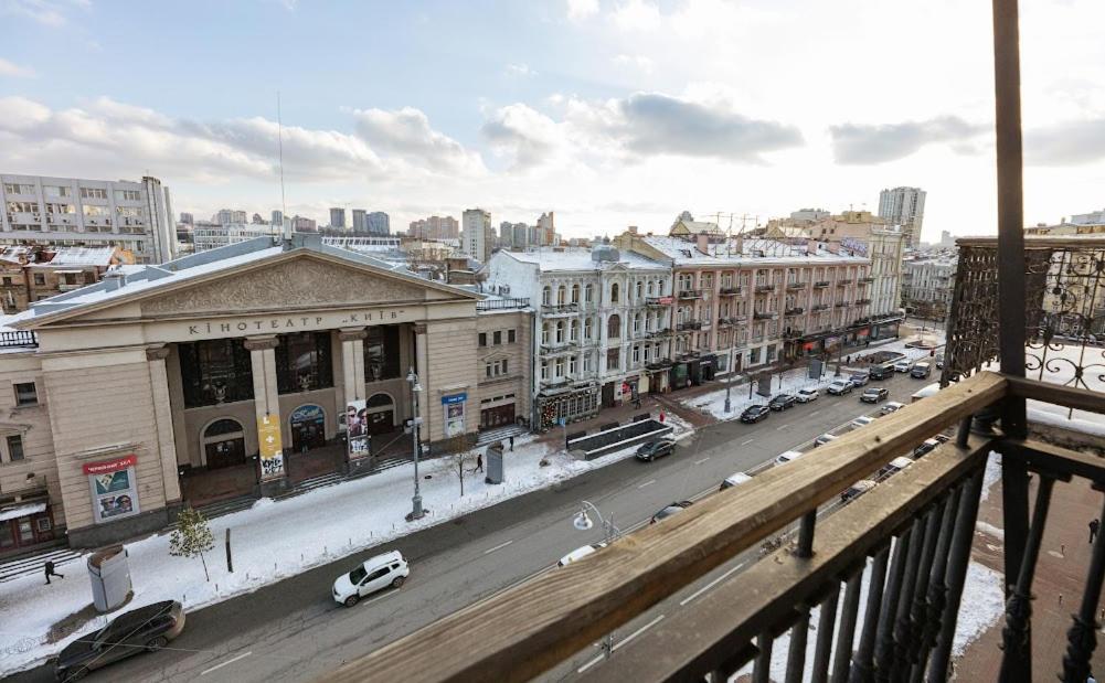 911 Apartments Antonovichа Kiev Exterior foto
