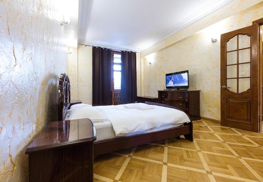 911 Apartments Antonovichа Kiev Exterior foto